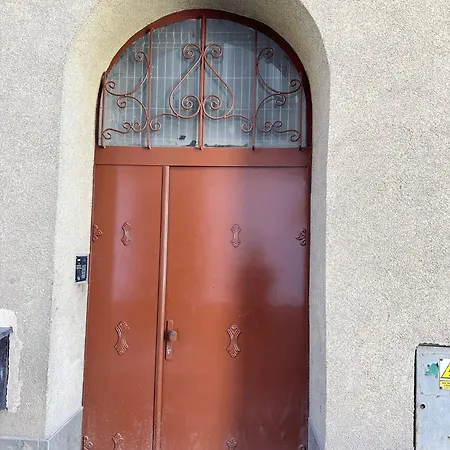 Kawalerka W Gorach * Валбжих